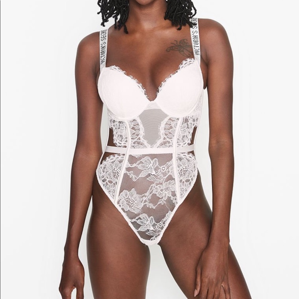 Victoria’s Secret Very Sexy Bombshell Shine strap teddy